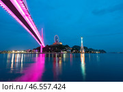 Bai Chay Bridge in night Ha Long Bay, Vietnam (2016 год). Стоковое фото, фотограф Александр Подшивалов / Фотобанк Лори