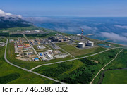 Завод по производству сжиженного природного газа и терминал отгрузки нефти. Стоковое фото, фотограф Юрий Смитюк / ТАСС / Фотобанк Лори