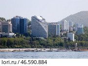 Краснодарский край. Сочи. Вид на микрорайон Приморье со стороны моря (2022 год). Стоковое фото, фотограф Дмитрий Феоктистов / ТАСС / Фотобанк Лори
