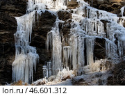 Обледеневший водопад. Стоковое фото, фотограф Сергей Мальгавко / ТАСС / Фотобанк Лори