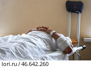Пациент медицинского учреждения на каталке. Стоковое фото, фотограф Егор Алеев / ТАСС / Фотобанк Лори