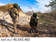 Военнослужащие во время тактических учений. Стоковое фото, фотограф Алексей Коновалов / ТАСС / Фотобанк Лори