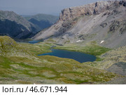 Озеро в горах. Стоковое фото, фотограф Иван Губский / ТАСС / Фотобанк Лори