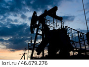 Нефтяной станок-качалка. Стоковое фото, фотограф О.Спиридонов/Бизнес Online / ТАСС / Фотобанк Лори