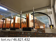 Медные шины в электротехническом оборудовании. Copper busbars in electrical equipment. Стоковое фото, фотограф Юрий Пуликов / Фотобанк Лори