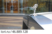 Emmy or Spirit of Ecstacy, hood ornament of a Rolls Royce luxury car. Стоковое фото, фотограф David Kashakhi / Фотобанк Лори