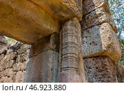 Древний кхмерский храм Прасат Та Муен Тох (Prasat Ta Muen Toch), Таиланд. Редакционное фото, фотограф Ирина Яровая / Фотобанк Лори