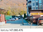 Краснодарский край, Туапсинский район, поселок городского типа,   Новоихайловский, двор поселка. Стоковое фото, фотограф Александр Циликин / Фотобанк Лори