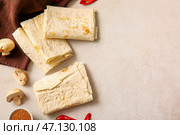 Свежий лаваш на светлом фоне. Стоковое фото, фотограф Pixel_shot / Фотобанк Лори