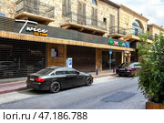 Various shops on the main street of Jbeil. Byblos. Lebanon. Редакционное фото, фотограф Евгений Ткачёв / Фотобанк Лори