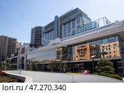 Hotel Seven Visions Resort in Yerevan (2024 год). Редакционное фото, фотограф Юлия Бабкина / Фотобанк Лори