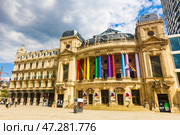 ANTWERP, BELGIUM - AUGUST 6, 2022: Building of the Flemish Opera. Редакционное фото, фотограф Яков Филимонов / Фотобанк Лори