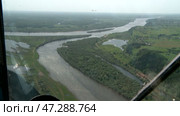 view from the cockpit of the AN-2 aircraft in the summer. Стоковое видео, видеограф Алексей Сергеев / Фотобанк Лори