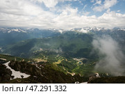 Город Сочи. Роза Хутор. Горный пейзаж (2024 год). Стоковое фото, фотограф Игорь Низов / Фотобанк Лори