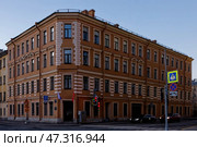 Доходный дом, 1898. Архитектор Антоний Иванович Носалевич. Санкт-Петербург, Миргородская улица, 16 (Кременчугская улица, 5) Редакционное фото, фотограф Александр Селезнев / Фотобанк Лори