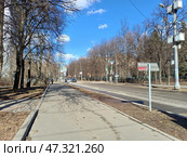 Измайловский бульвар в месте пересечения с 11-ой Парковой улицей. Район Восточное Измайлово. Москва. Стоковое фото, фотограф lana1501 / Фотобанк Лори