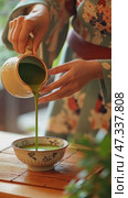 Woman in kimono pouring matcha tea. Стоковое AI-видео, аниматор Юрий Поздников / Фотобанк Лори