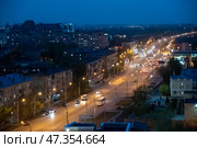 Астрахань, улица Анри Барбюса, ночной вид (2023 год). Редакционное фото, фотограф Инна Грязнова / Фотобанк Лори