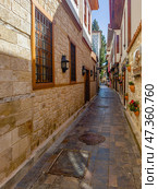 Shadow narrow street view in the Kas old town. Редакционное фото, фотограф Саблин Станислав / Фотобанк Лори