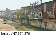 Dharavi slums in east Mumbai. Bandra District, Maharashtra, India. Стоковое фото, фотограф Mikhail Davidovich / Фотобанк Лори