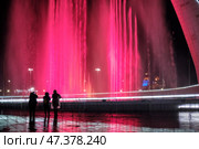 Singing musical fountains with Bowl of the olympic flame Firebird in Sochi at night, Russia. Редакционное фото, фотограф Сергей Пристяжнюк (Serg Zastavkin) / Фотобанк Лори