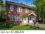 Здание детской музыкальной школы № 20. Сестрорецк (Санкт-Петербург) (2022 год). Редакционное фото, фотограф Анна Карасева / Фотобанк Лори