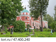 Церковь в честь великомученика Георгия Победоносца (1790-1808г.) на старом Георгиевском кладбище в Рыбинске. Ярославская область, Россия (2024 год). Стоковое фото, фотограф Елена Коромыслова / Фотобанк Лори