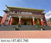 Tibetan style buddhist monastery in Bir Billing, India. Chokling Monastery in Chaugan. (2024 год). Стоковое фото, фотограф Лариса Потехина / Фотобанк Лори