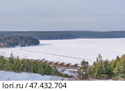 Ice Skating Path on Frozen Sysert Reservoir, Russia. Редакционное фото, фотограф Ирина Кононова / Фотобанк Лори