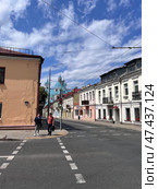 Пешеходный переход ,Гродно,центр,ул.Карла Маркса. (2023 год). Редакционное фото, фотограф Александра Новгородова / Фотобанк Лори