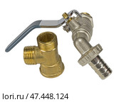 Водопроводный кран на белом фоне. Water valve set isolated on white background. Стоковое фото, фотограф Татьяна Д / Фотобанк Лори