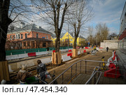 Ремонт тротуара в районе Курьяново, Москва. Редакционное фото, фотограф Наталья Филатова / Фотобанк Лори