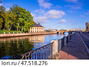 Летний Дворец Петра Первого, Прачечный мост, река Фонтанка, Санкт-Петербург. Стоковое фото, фотограф Baturina Yuliya / Фотобанк Лори