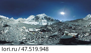 360 vr of the Everest Base camp at Khumbu glacier. Khumbu valley, Sagarmatha national park, Nepal of the Himalayas. EBC track route near Gorak Shep. Стоковое фото, фотограф Александр Маркин / Фотобанк Лори