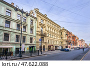Старинные доходные дома, улица Рубинштейна, Санкт-Петербург. Редакционное фото, фотограф Baturina Yuliya / Фотобанк Лори
