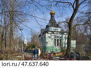 Часовня святой блаженной Ксении Петербургской на Смоленском кладбище. Санкт-Петербург. Редакционное фото, фотограф Александр Алексеев / Фотобанк Лори