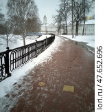 На Которосльной набережной Ярославля, на "медвежьей" тропе. Стоковое фото, фотограф Николай Белавин / Фотобанк Лори