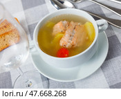 Portion of salmon offal soup. Стоковое фото, фотограф Яков Филимонов / Фотобанк Лори