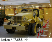 Полноприводный грузовой автомобиль GMC CCKW-352. Музей военной техники, Музейный комплекс УГМК, Верхняя Пышма (2021 год). Редакционное фото, фотограф Алексей Иванов / Фотобанк Лори
