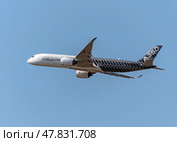 Moscow Russia Zhukovsky Airfield 31 August 2019: Passenger aircraft Airbus A350 in the demonstration flight of the international aerospace salon MAKS-2019. Стоковое фото, фотограф Фотограф / Фотобанк Лори