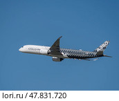Moscow Russia Zhukovsky Airfield 31 August 2019: Passenger aircraft Airbus A350 in the demonstration flight of the international aerospace salon MAKS-2019. Стоковое фото, фотограф Фотограф / Фотобанк Лори