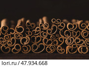 Cinnamon sticks of cassia are close. Стоковое фото, фотограф Светлана Денисова / Фотобанк Лори