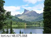 Shore of large mountain lake with hight peak in natural park. Summer landscape. Стоковое фото, фотограф Екатерина Якименко / Фотобанк Лори