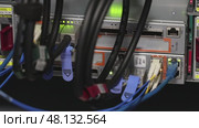 the server works in a large mining company. Стоковое видео, видеограф Алексей Сергеев / Фотобанк Лори