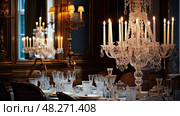crystal lights in house ai generated. Стоковое AI-изображение, AI-художник Vectorwin / Фотобанк Лори