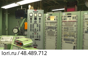Vintage Military Control Panels Blinking Lights Missile Silo. Стоковое видео, видеограф Поскребышев Михаил / Фотобанк Лори