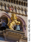 MESSINA, ITALY - NOVEMBER 06, 2018 - Decorations and golden elements of the Bell Tower of the Cathedral of Messina, Sicily. Стоковое фото, фотограф Сергей Богомяко / Фотобанк Лори