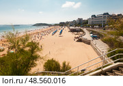 Santander beach in summer. Cantabria. Spain (2019 год). Редакционное фото, фотограф Татьяна Яцевич / Фотобанк Лори
