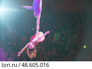 Belarus, Gomel, April 1, 2018. Gomel State Circus. Performance of the team of the Moscow circus Nikulin.Aerial circus gymnasts man and woman act without insurance. Редакционное фото, фотограф Лазаренко Светлана / Фотобанк Лори