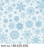 Vector seamless winter pattern with doodle blue snowflakes and stars on a transparent background. Стоковая иллюстрация, иллюстратор Ольга Дроздова / Фотобанк Лори